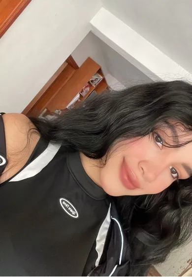 Sofi, a VelaCall member from Venezuela